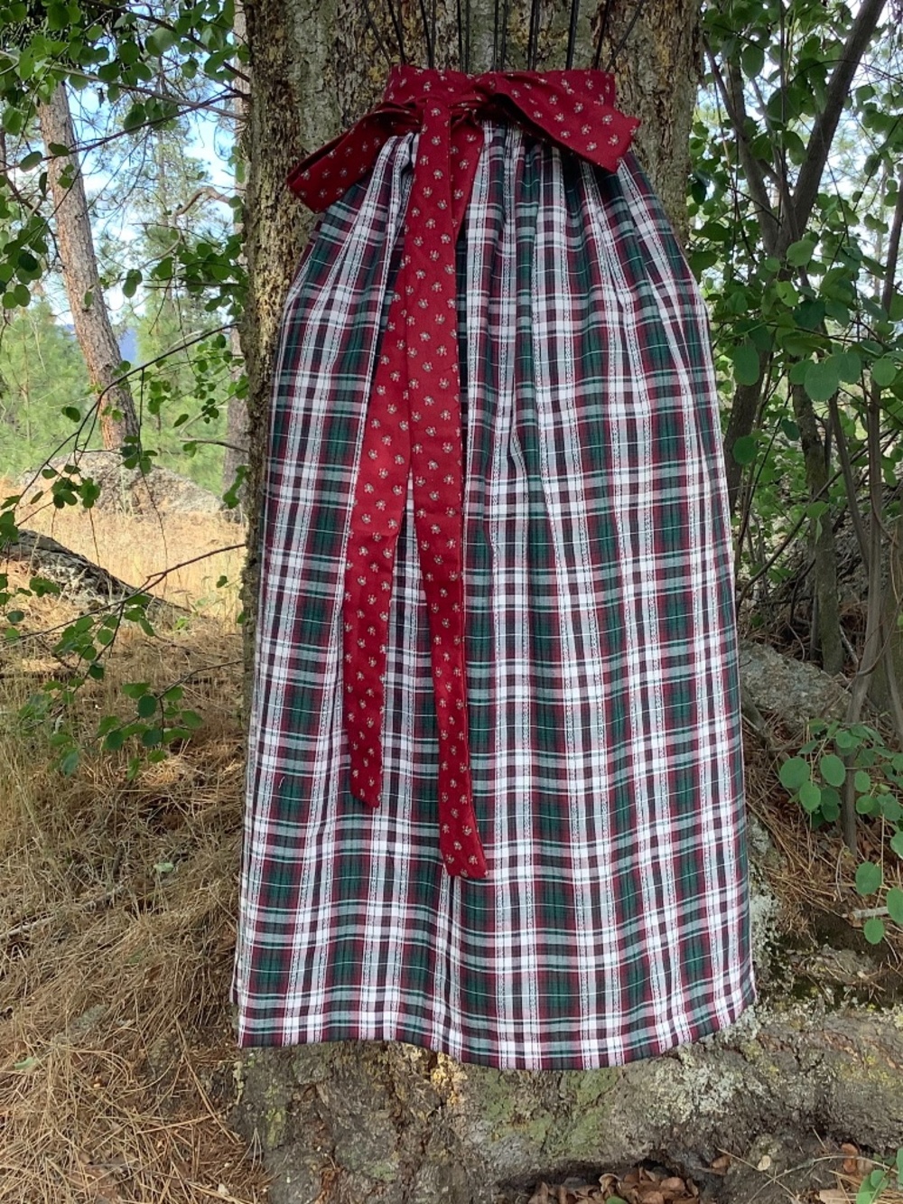 Extra Long Strap Red Green Plaid Apron Peasant Octoberfest Aprons Fall Festival